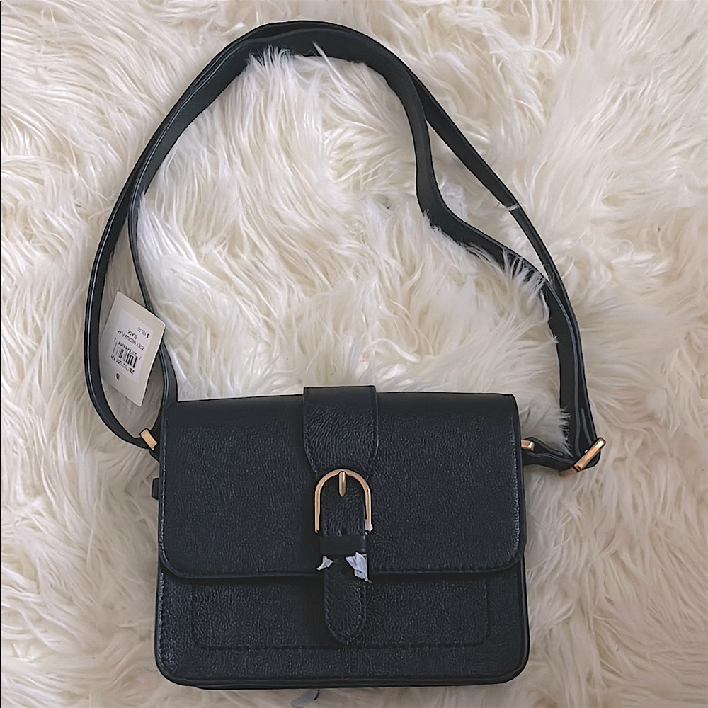 NWT Fossil Zoey medium flap Black Leather Shoulder Bag/crossbody